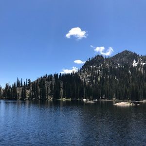 Meet your Posher, Yana